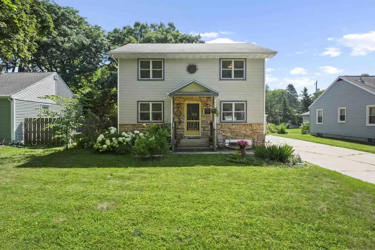 1st image of 4712 Rothman Pl Pl, Monona, WI 53716 | MLS# 2026964