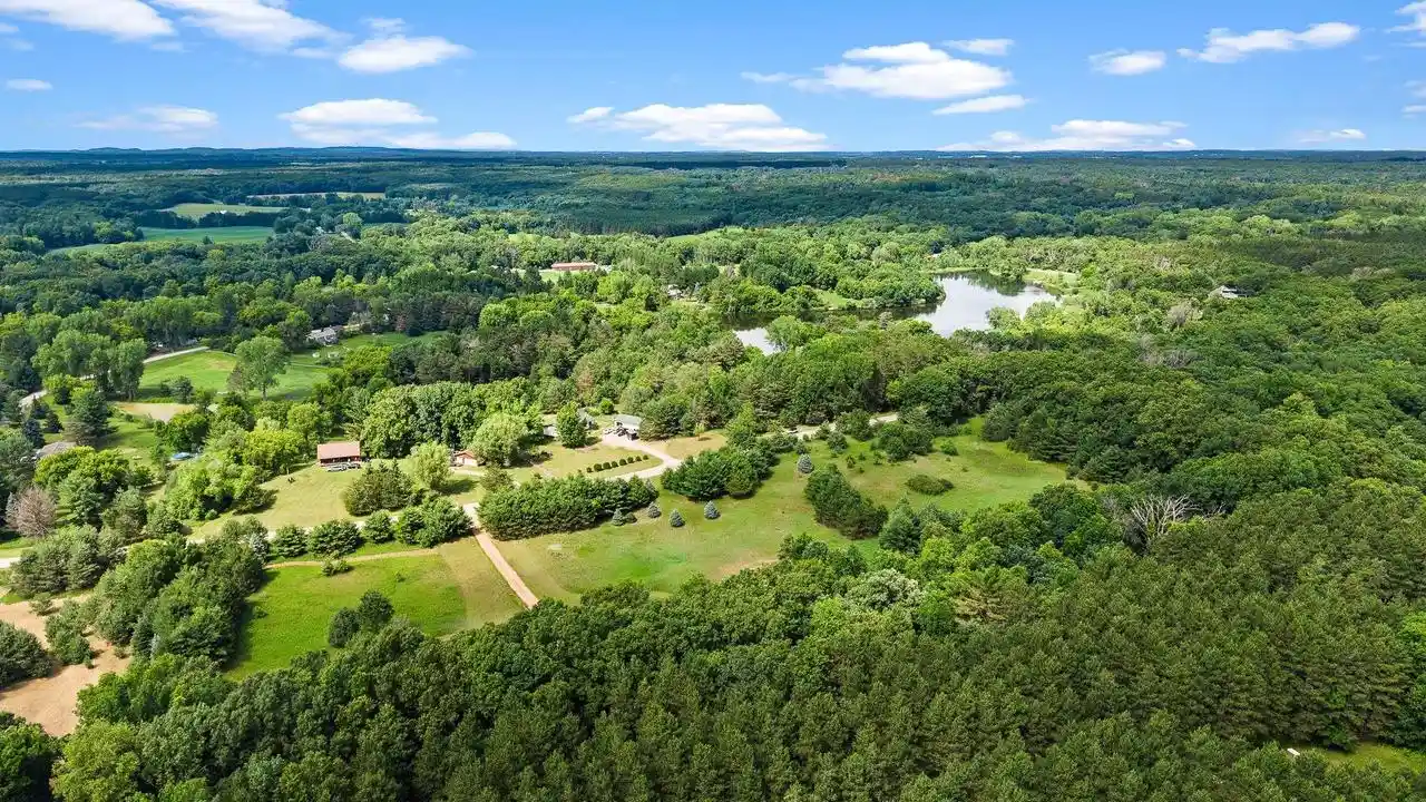 2nd image of 191 Fish Court Court, Oxford, WI 53952 | MLS# 2026967