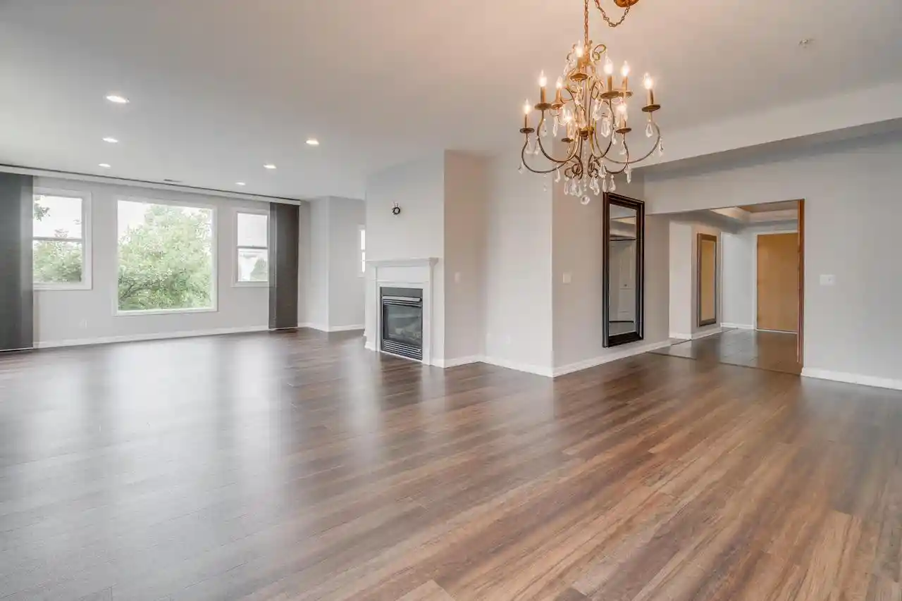 5th image of 209 54th St St, Kenosha, WI 53140