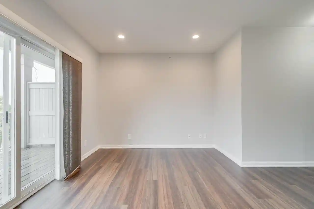 2nd image of 209 54th St St, Kenosha, WI 53140