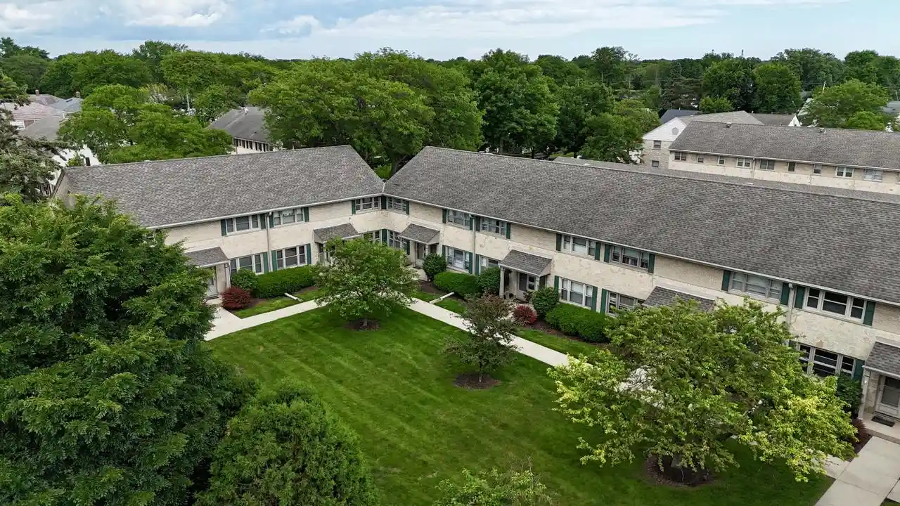 Homes for sale in Whitefish Bay, WI | 4918 N Shoreland Avenue Avenue, Whitefish Bay, WI 53217 | MLS# 1969523