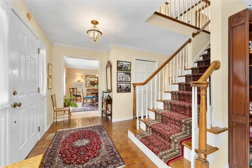 4th image of 1418 White Pine Dr Dr, Eau Claire, WI 54701 | MLS# 1602748