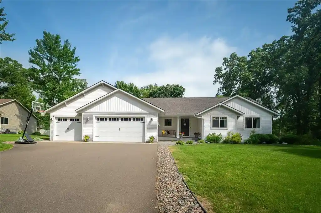 Homes for sale in Chippewa Falls, WI | 17038 55th Avenue Avenue, Chippewa Falls, WI 54729 | MLS# 1602703