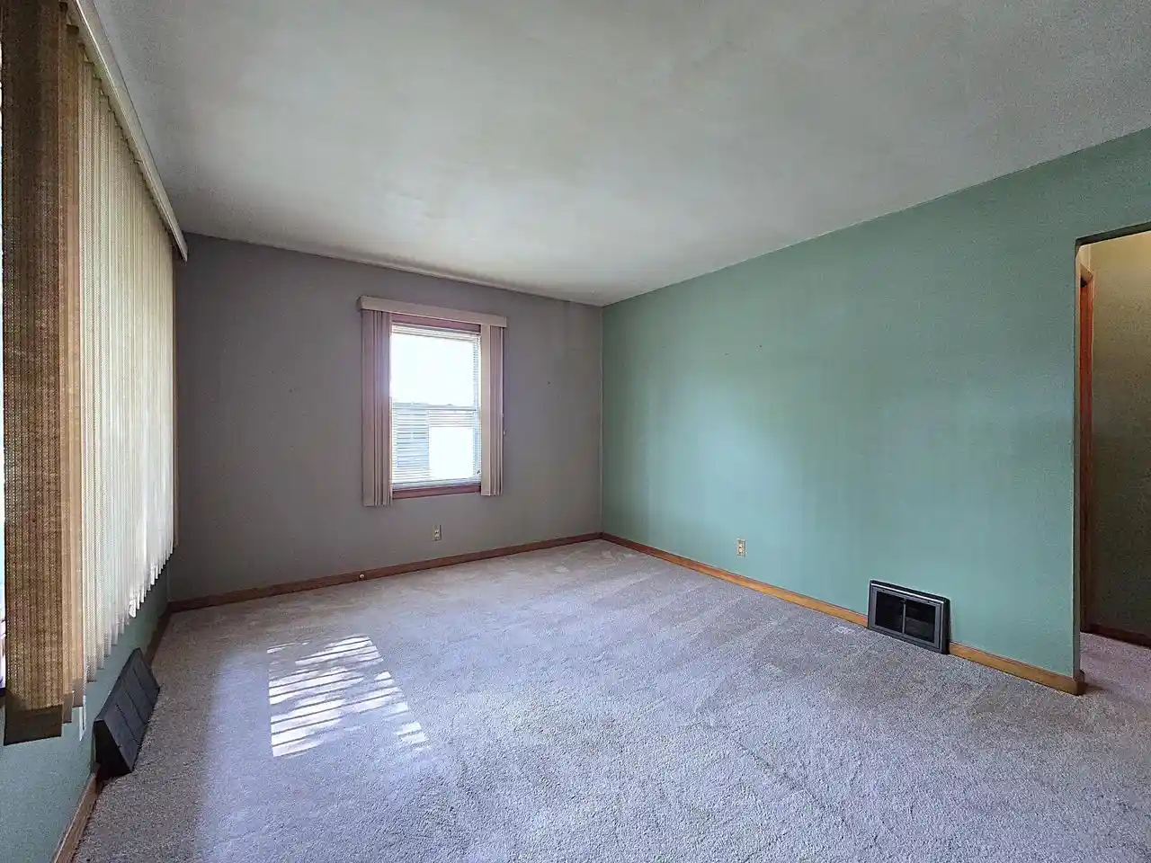 Photo 3 of Single family home for sale at 7330 W Potomac Avenue Avenue, Milwaukee, WI 53216 | MLS# 1969564 | Listing updated on 2026-08-25