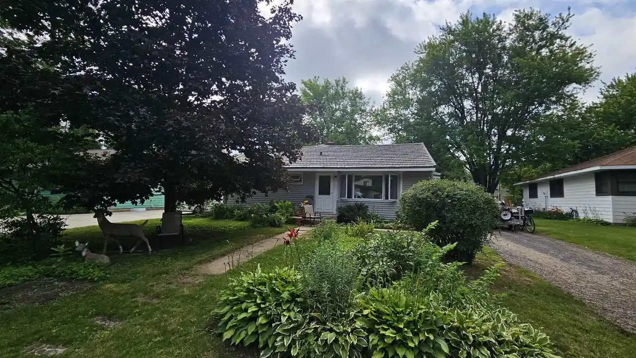 Photo 1 of Single family home for sale at 1309 Dale Avenue Avenue, Madison, WI 53705 | MLS# 2026995 | Listing updated on 2026-09-09