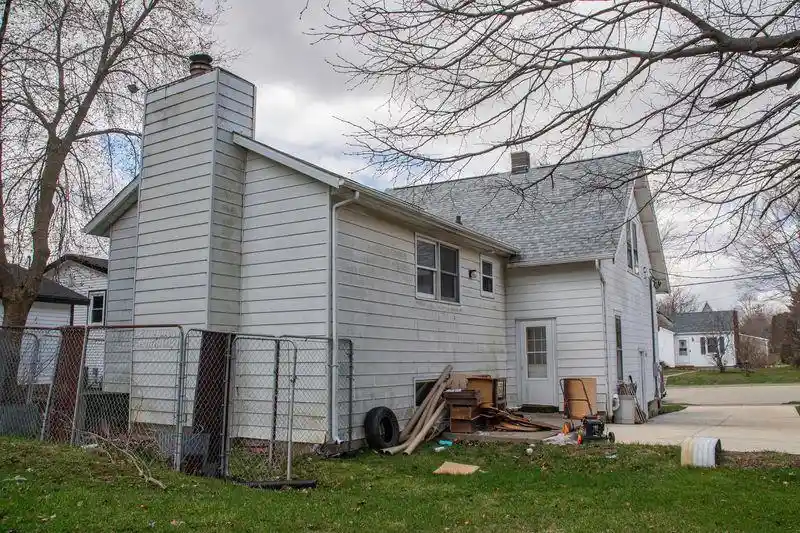 3rd image of 755 N Court Street Street, Platteville, WI 53818 | MLS# 2026997