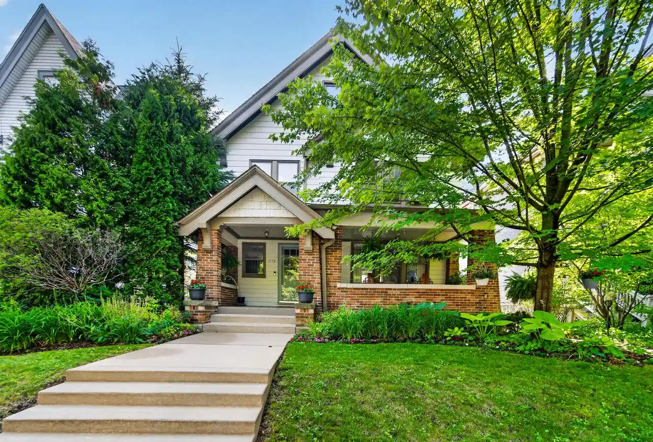 1st image of 2734 N Farwell Avenue Avenue, Milwaukee, WI 53211 | MLS# 1969574
