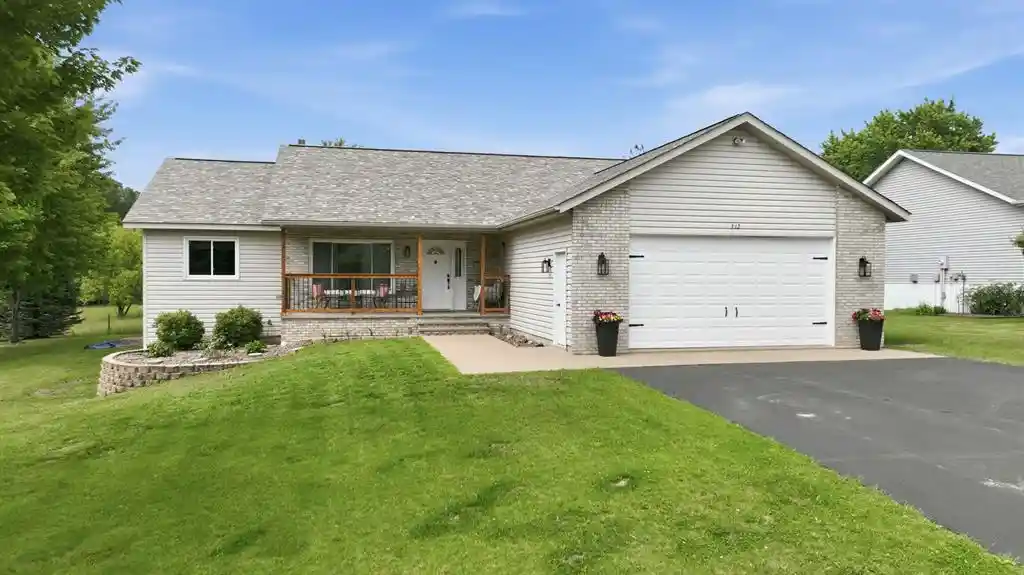1st image of 312 Country Lane Lane, Durand, WI 54736 | MLS# 1602720