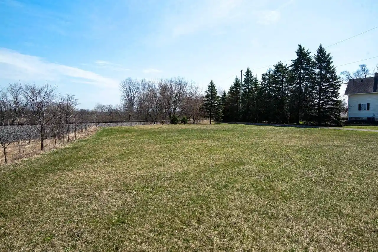 4th image of Lot 3 Duplainville Road Road, Pewaukee, WI 53072 | MLS# 1969586