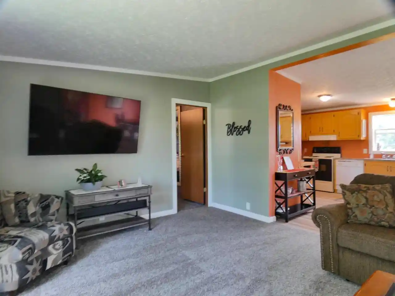 Homes for sale in Pulaski, WI | N3644 Green Valley Road Road, Pulaski, WI 54162 | MLS# 50328306