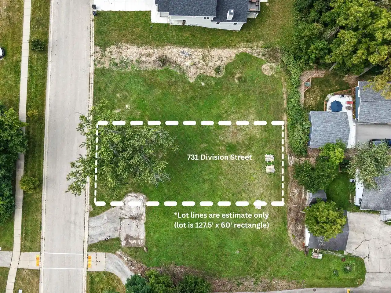 3rd image of 731 Division Street Street, Delafield, WI 53018 | MLS# 1969583