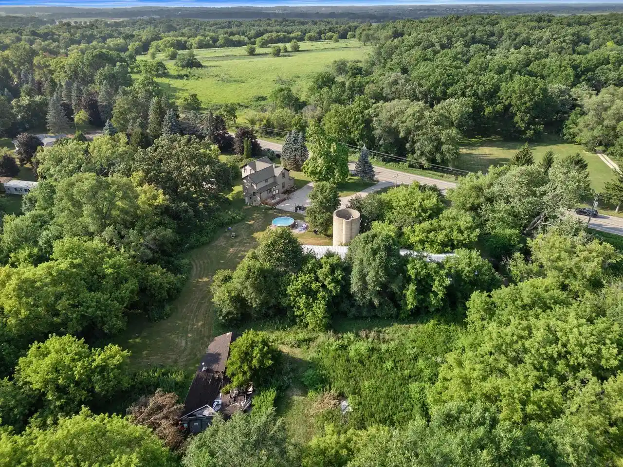 55th image of 5402 Northwest Hwy Hwy, Waterford, WI 53185 | MLS# 1969592