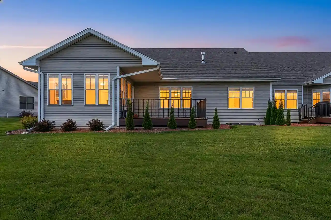 57th image of 525 Mapleleaf Court Court, Manitowoc, WI 54220 | MLS# 1969595