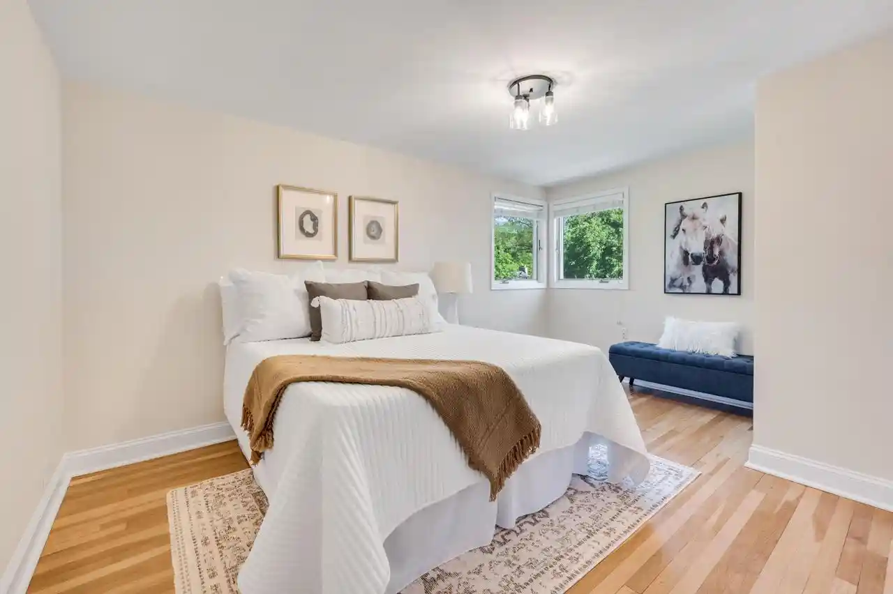 Homes for sale in Whitefish Bay, WI | 6261 N Bay Ridge Avenue Avenue, Whitefish Bay, WI 53217 | MLS# 1969605