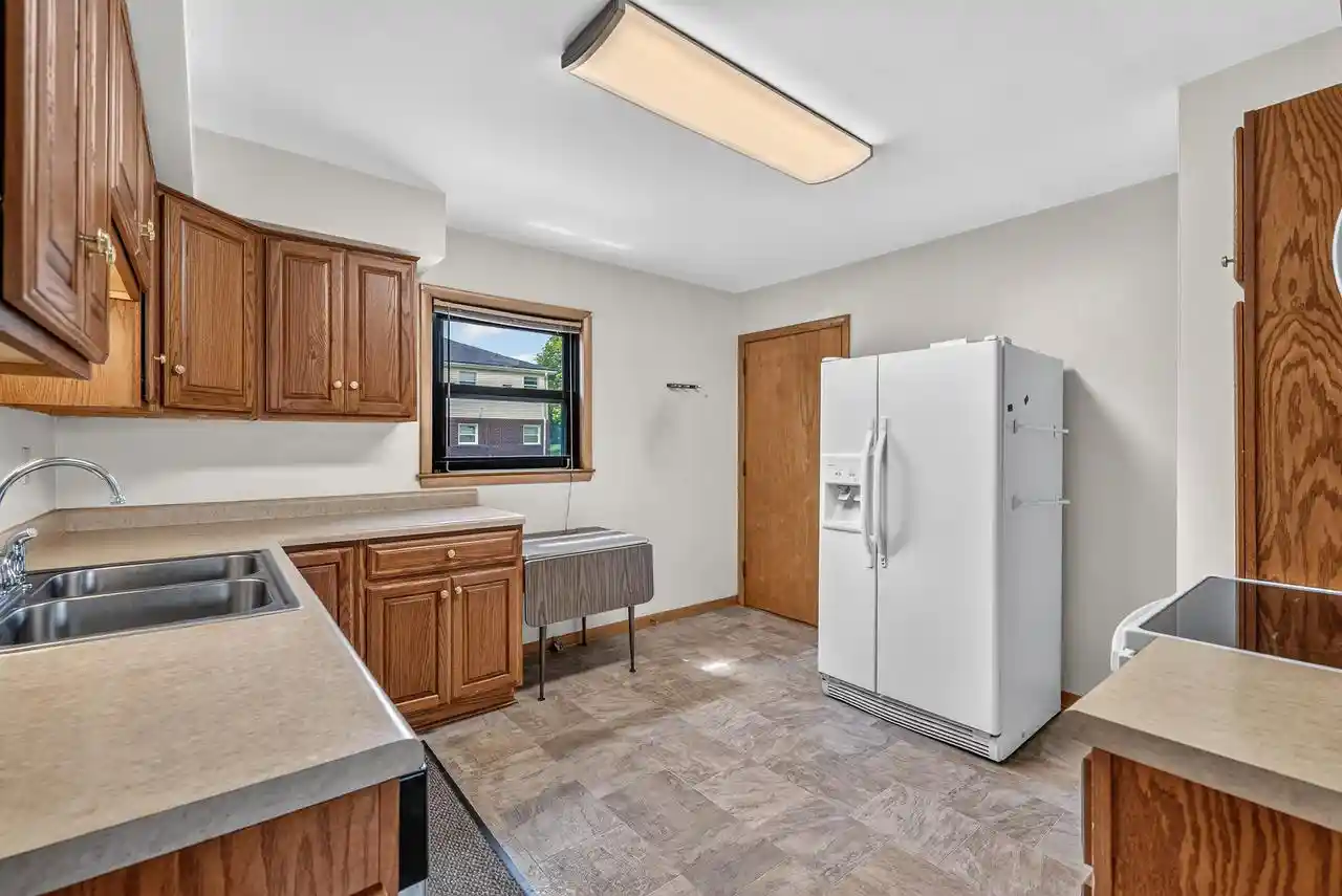 Photo 2 of Sale Pending at 4031 W Morgan Avenue Avenue Avenue, Milwaukee, WI 53221 | MLS# 1969606 | Listing updated on 2026-07-02