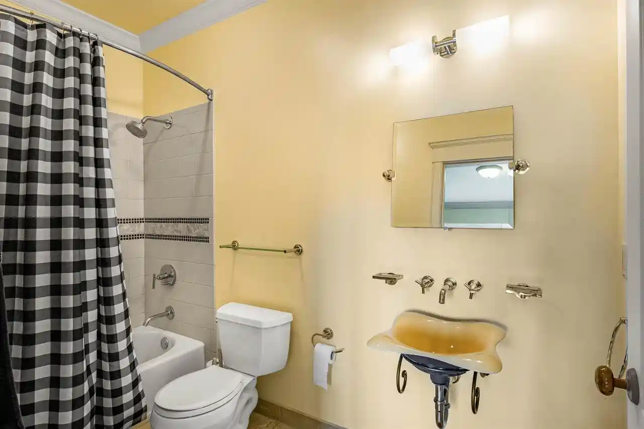 2nd image of 3002 Linnerud Dr Dr, Stoughton, WI 53589 | MLS# 2027003