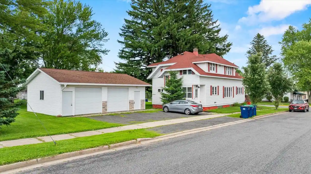 Homes for sale in Stratford, WI | 213400   213402 Legion Street Street, Stratford, WI 54484 | MLS# 22602998