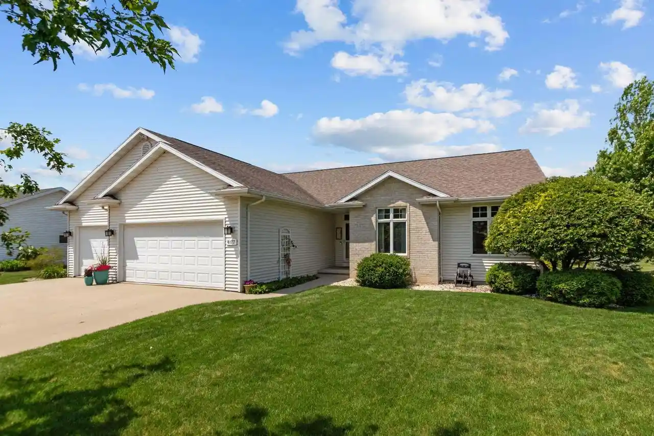 Homes for sale in Sherwood, WI | N8177 Big Lake Lane Lane, Sherwood, WI 54169 | MLS# 50328326