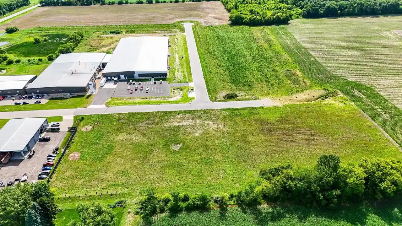 1st image of 238 Ac Prosperity Pl Pl, Brooklyn, WI 53521 | MLS# 2027017