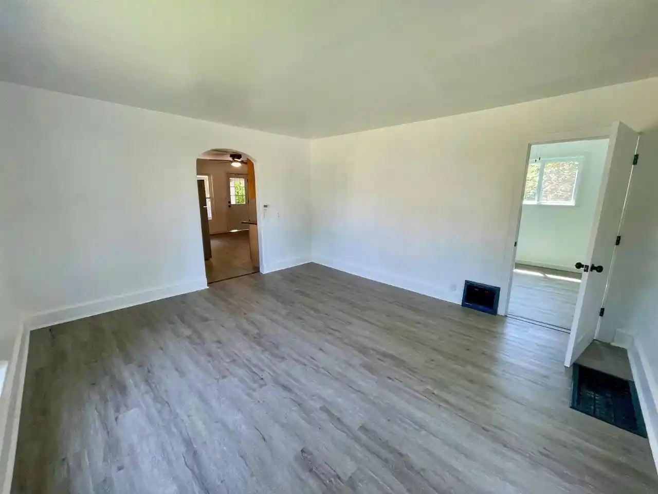 5th image of 640 Lee Street Street, Wisconsin Rapids, WI 54494 | MLS# 22603006