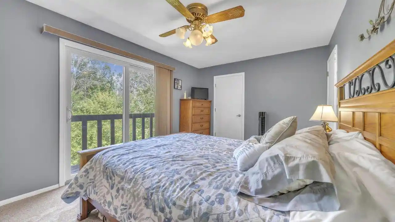 2nd image of 2412 Cross Creek Dr Dr #C, Sheboygan, WI 53081 | MLS# 1969636