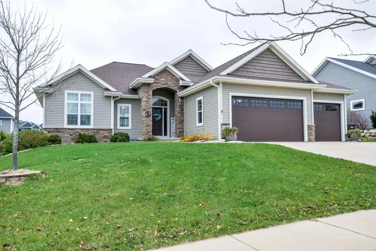 1st image of 6586 Wolf Hollow Road Road, Windsor, WI 53598 | MLS# 2027030