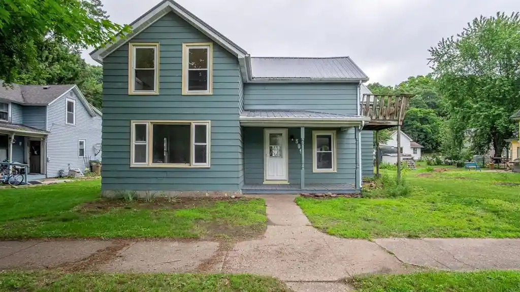 Homes for sale in Chippewa Falls, WI | 509 Grove Street Street #1-2, Chippewa Falls, WI 54729 | MLS# 1602360
