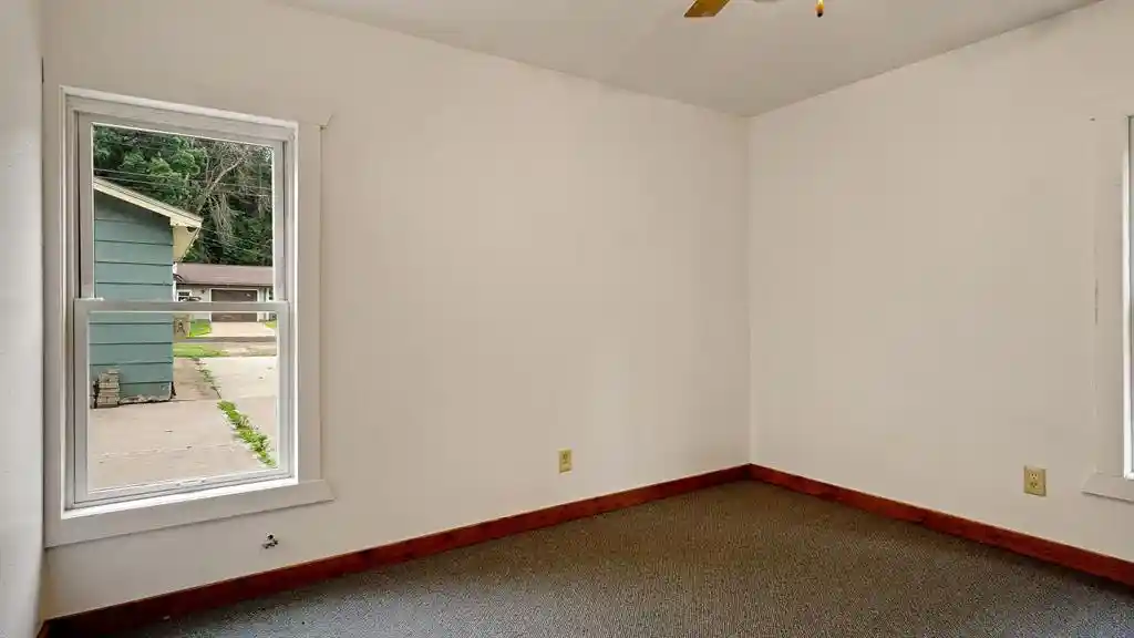 Homes for sale in Chippewa Falls, WI | 509 Grv St St, Chippewa Falls, WI 54729