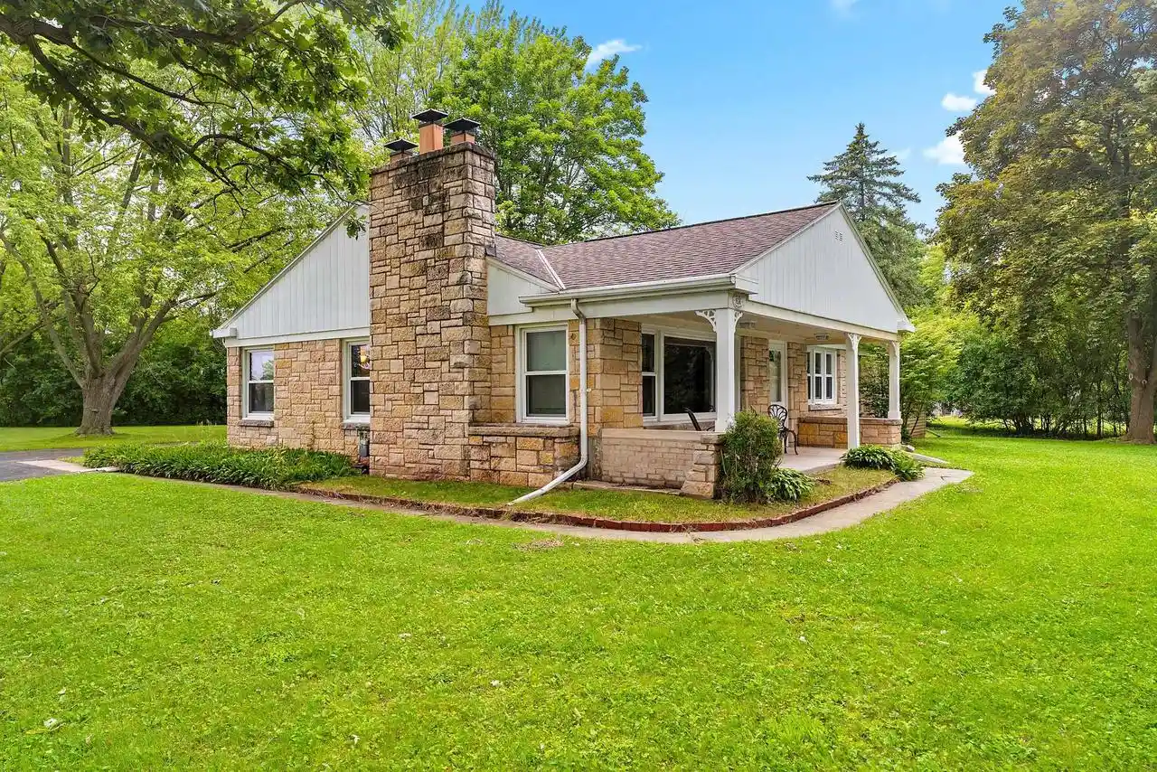 1st image of 1636 Lost Dauphin Road Road, De Pere, WI 54115 | MLS# 50328347