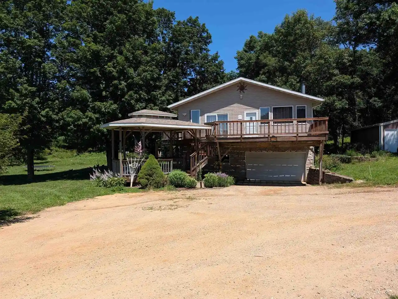 Homes for sale in Argyle, WI | 17860 River Road Road, Argyle, WI 53504 | MLS# 2027043