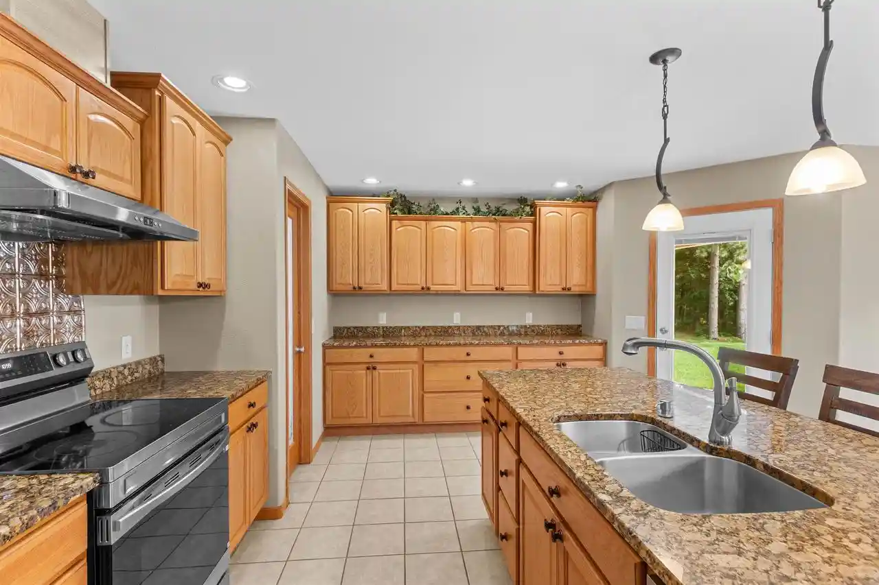 3rd image of 5011 Prairie Ridge Dr Dr, Wisconsin Rapids, WI 54494 | MLS# 22603012
