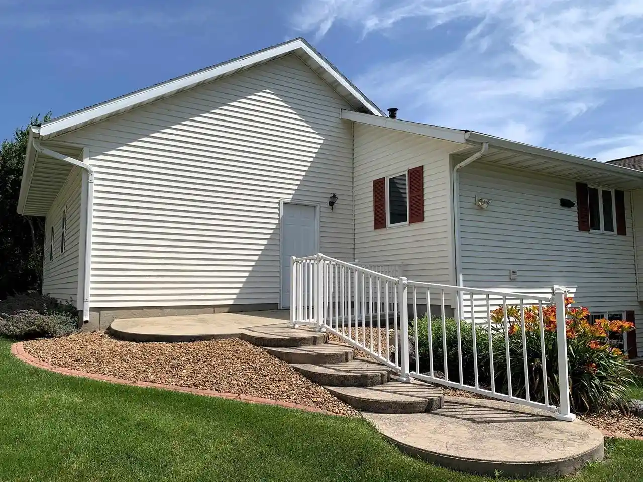 4th image of 641 Meadow Lane Lane, Columbus, WI 53925 | MLS# 2027050