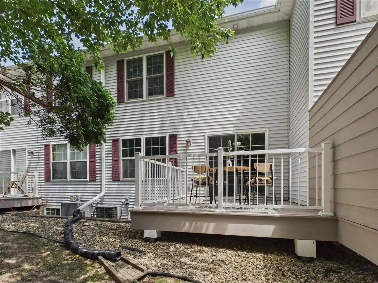 3rd image of 6143 Dell Dr Dr, Madison, WI 53718