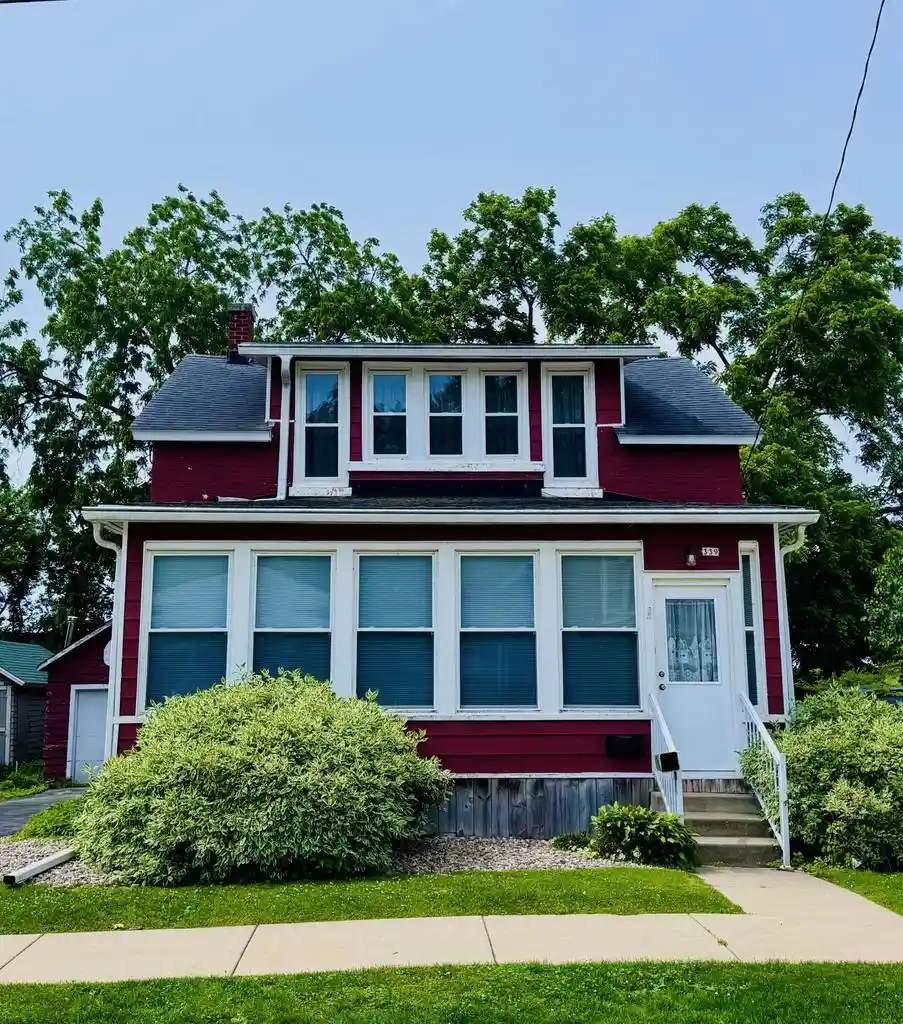 1st image of 339 W South Street Street, Oconomowoc, WI 53066 | MLS# 1969678