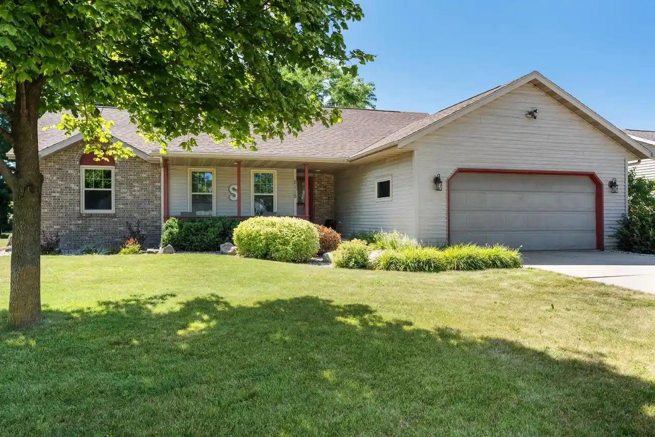 1st image of 2115 Meadowlark Dr Dr, Janesville, WI 53546 | MLS# 2027068