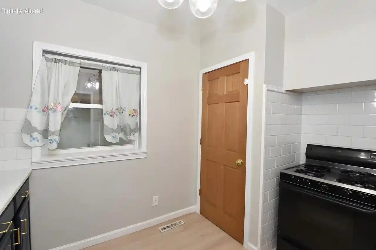 29th image of 1604 E North Street Street, Waukesha, WI 53188 | MLS# 1969706