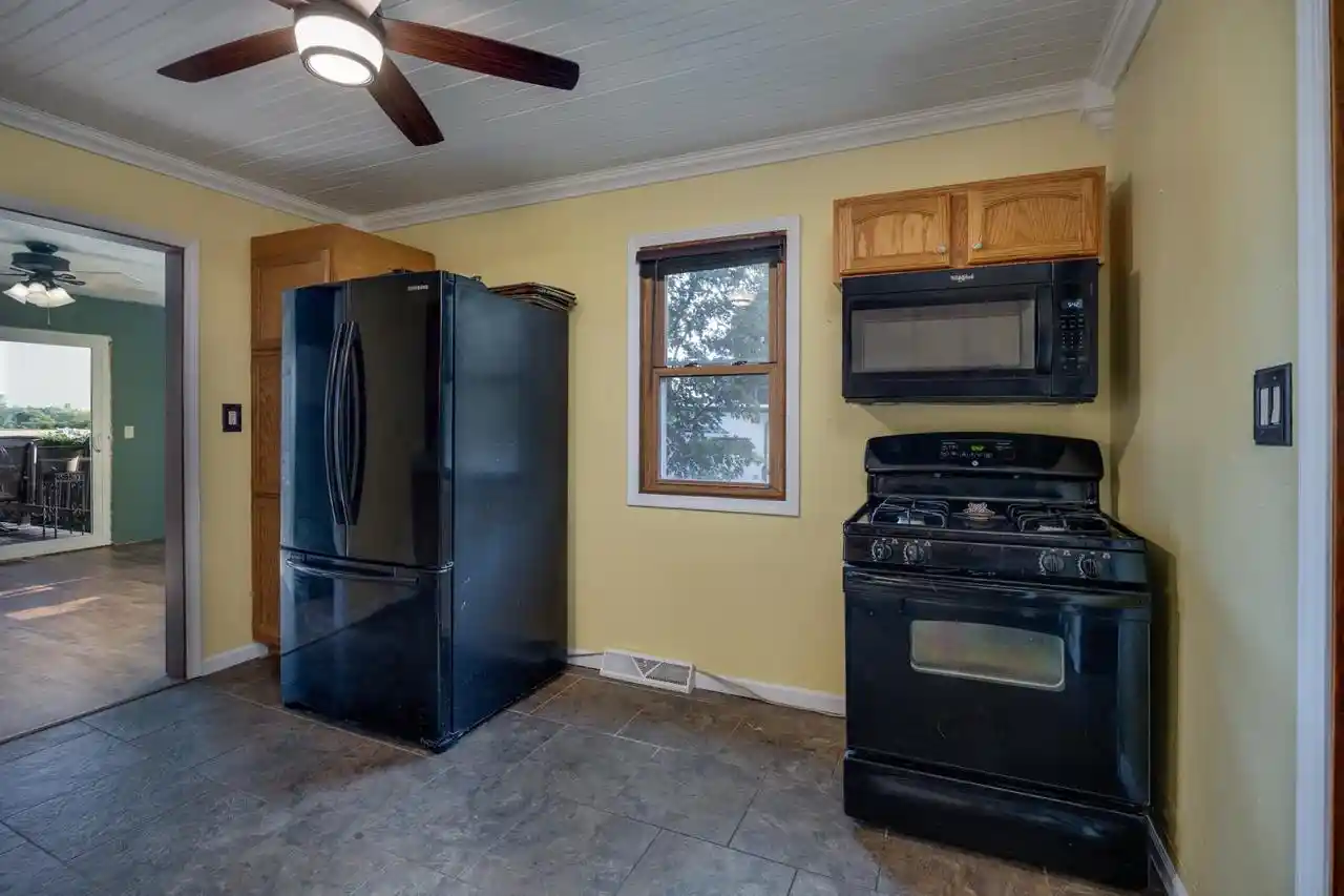 Homes for sale in Evansville, WI | 133 Walker Street Street, Evansville, WI 53536 | MLS# 2027076