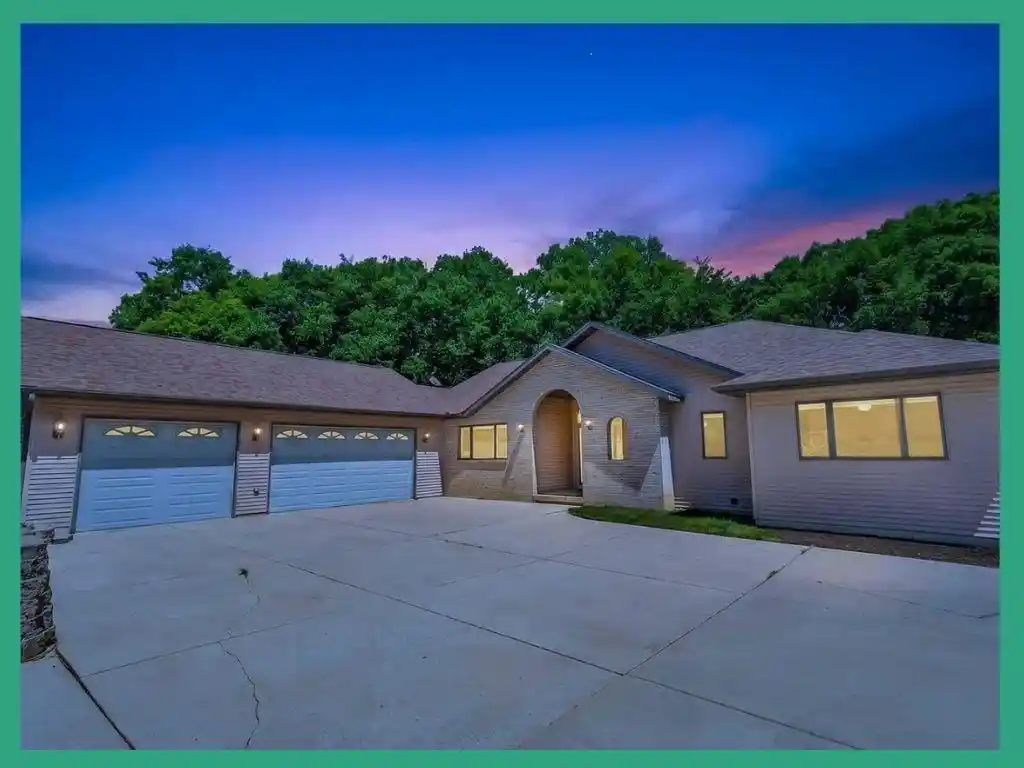 1st image of 546 Echo Valley Road Road, Brooklyn, WI 53521 | MLS# 2027077