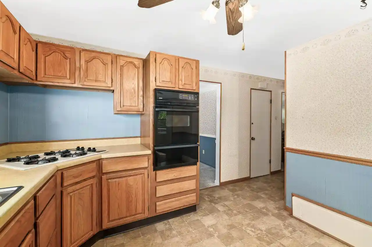 Homes for sale in Bristol, WI | 10117 195Th Avenue Avenue, Bristol, WI 53104 | MLS# 1969734