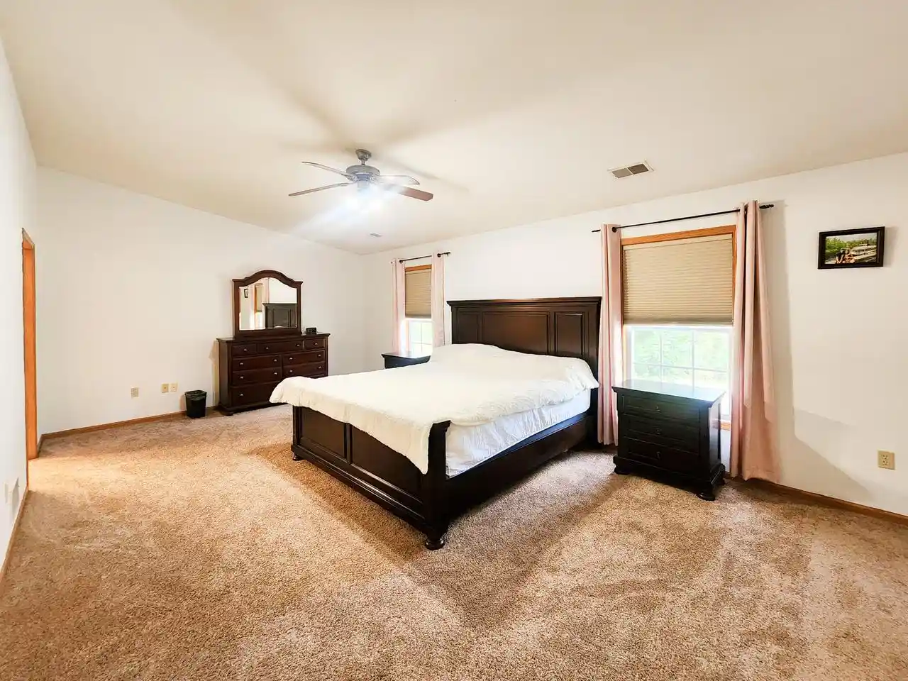 5th image of 1134 N Sunnyslope Dr Dr, Mount Pleasant, WI 53406