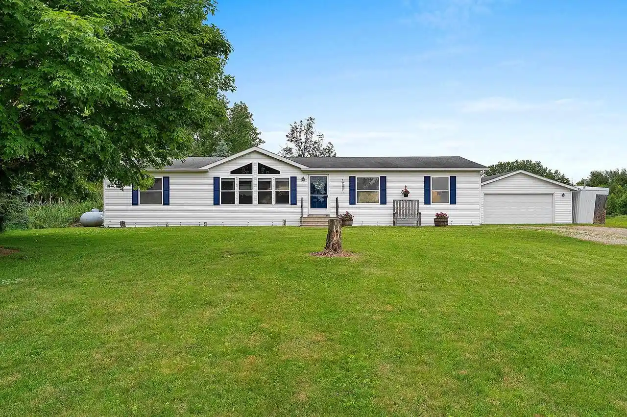 Homes for sale in Oconto Falls, WI | 4562 Elm Lawn Road Road, Oconto Falls, WI 54154 | MLS# 50328394