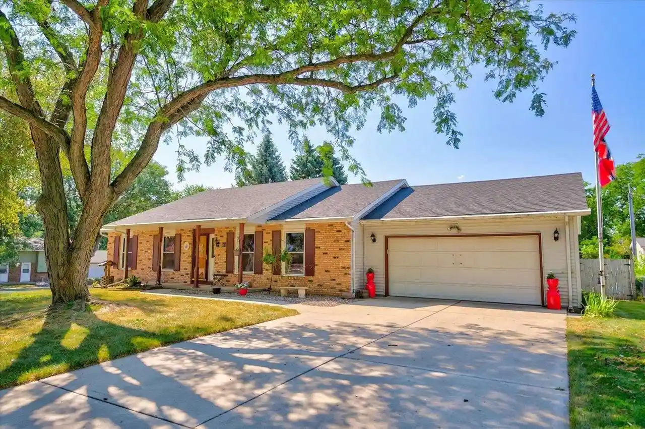 1st image of 901 Eisenhower Road Road, Stoughton, WI 53589 | MLS# 2027107