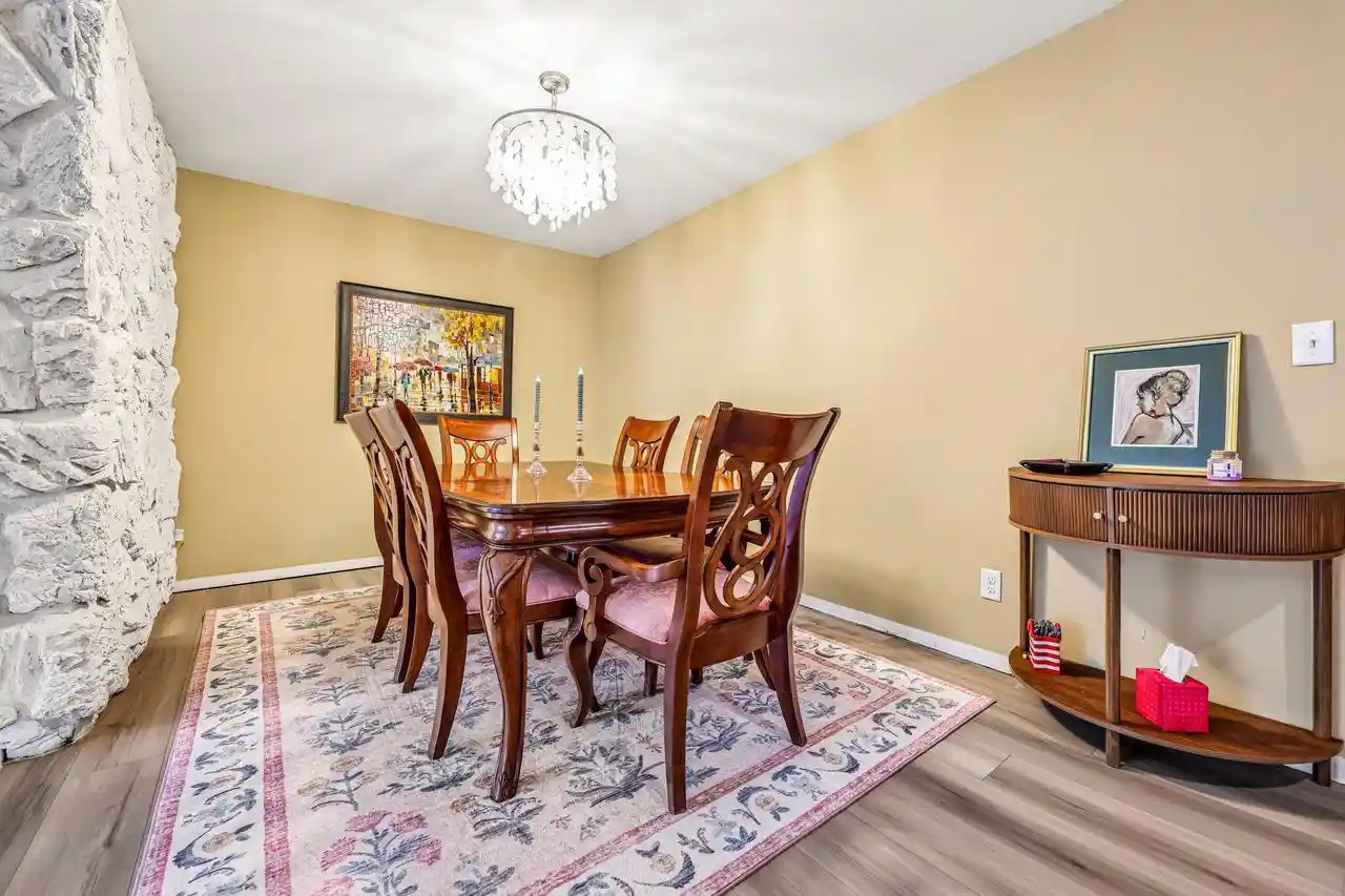 5th image of N85w15700 Ridge Rd Rd Rd, Menomonee Falls, WI 53051