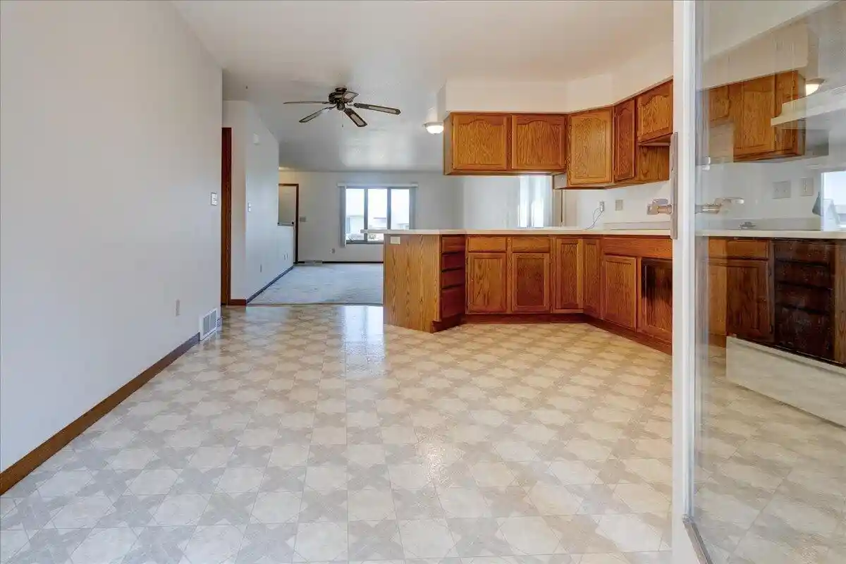5th image of 914 Northern Sands Pl Pl, Onalaska, WI 54650 | MLS# 1969787