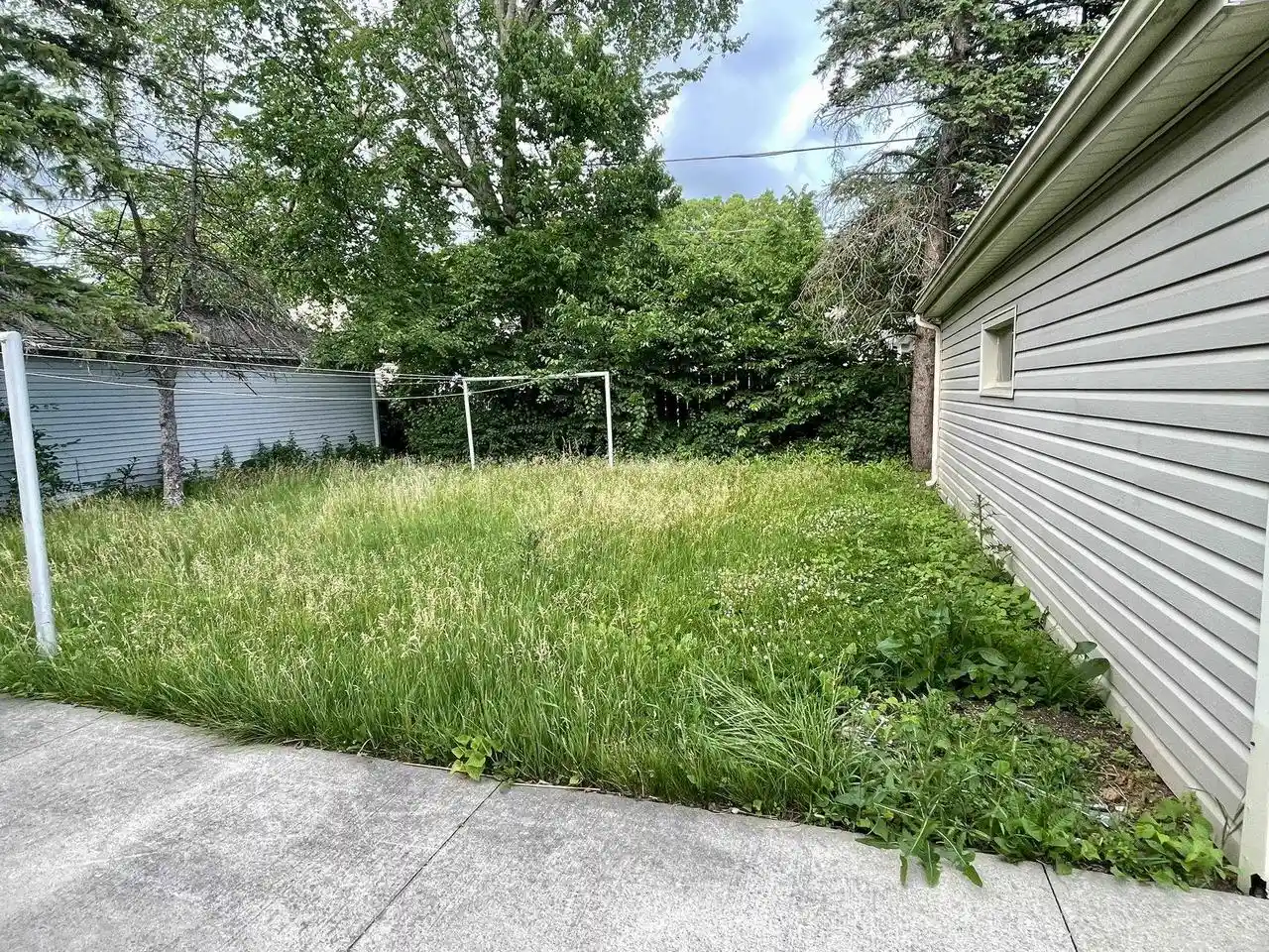 Homes for sale in Kimberly, WI | 415 S Matthew Street Street, Kimberly, WI 54136 | MLS# 50328395