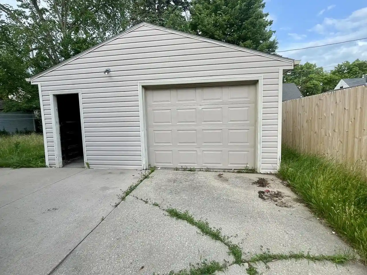 Homes for sale in Kimberly, WI | 415 S Matthew Street Street, Kimberly, WI 54136 | MLS# 50328395