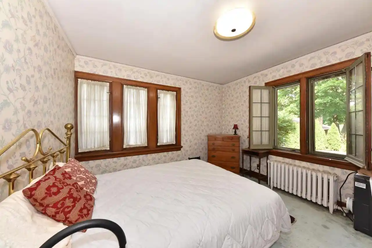 Photo 3 of Sale Pending at 8525 Ravenswood Circle Circle, Milwaukee, WI 53226 | MLS# 1969792 | Listing updated on 2026-08-26