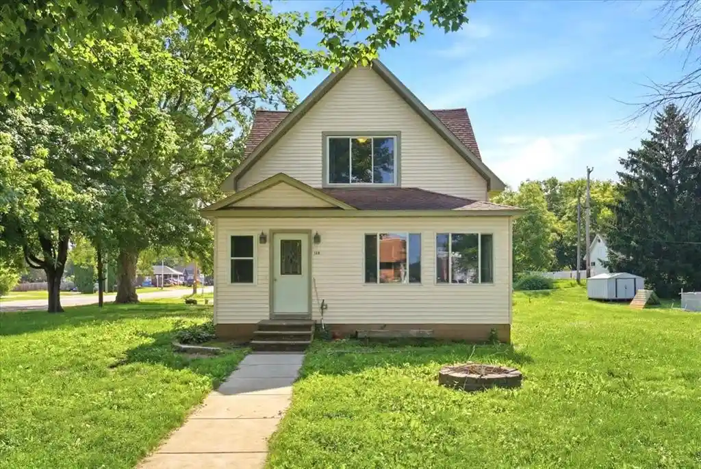 Homes for sale in Elmwood, WI | 130 Woodworth Street Street, Elmwood, WI 54740 | MLS# 1602840
