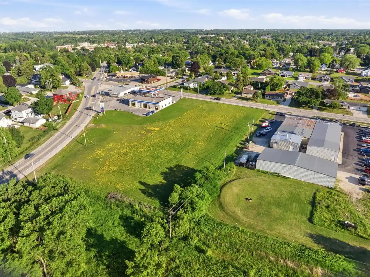2nd image of 1036 Fond Du Lac Avenue Avenue, Sheboygan Falls, WI 53085 | MLS# 1969806