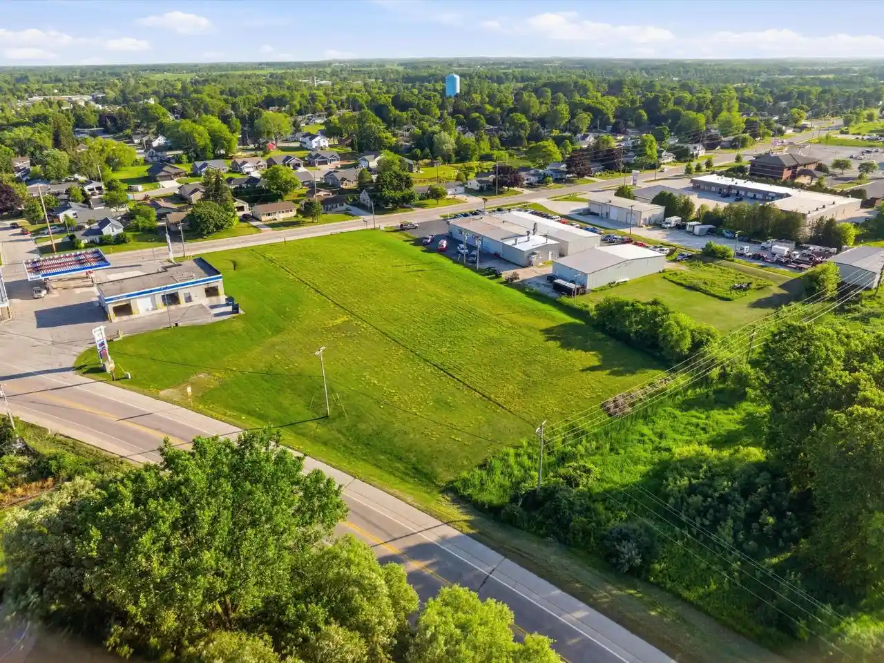 3rd image of 1036 Fond Du Lac Avenue Avenue, Sheboygan Falls, WI 53085 | MLS# 1969806